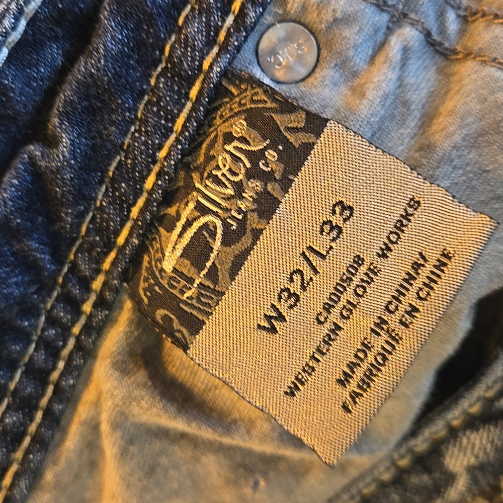 Silver Jeans - Picture 9 of 11